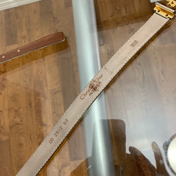 OFFERS??? Vintage Christian Dior Monsieur tan Leather Belt. Size 40/100 - Picture 2 of 4